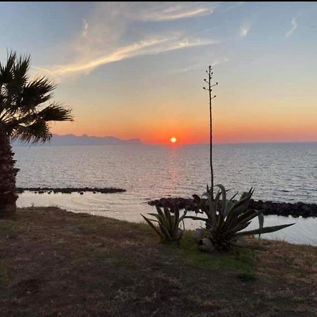 Casa Vacanza Da Mirella E Peppe Trappeto  Eksteriør bilde